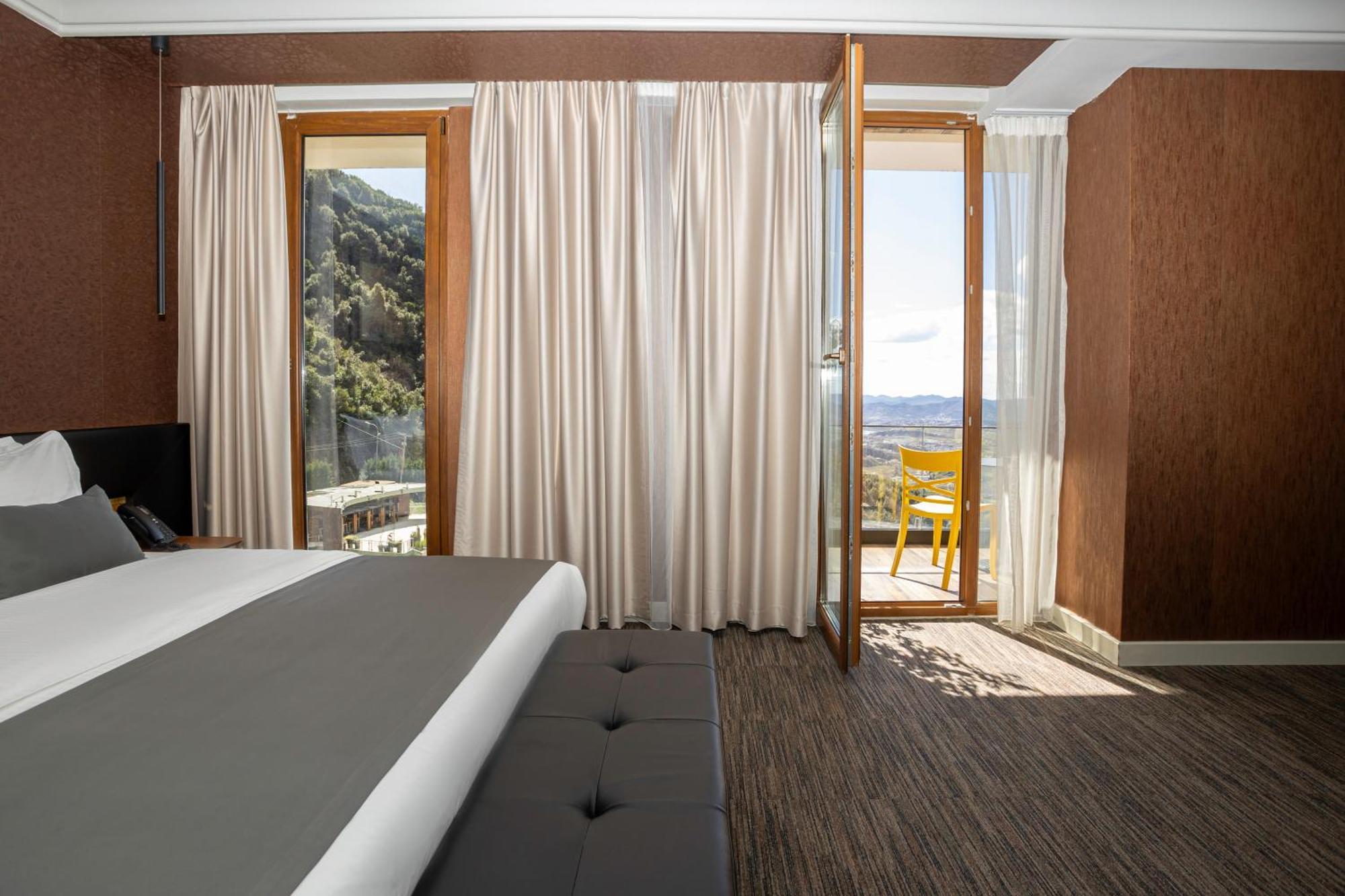 Select Hill Resort Linze Eksteriør billede