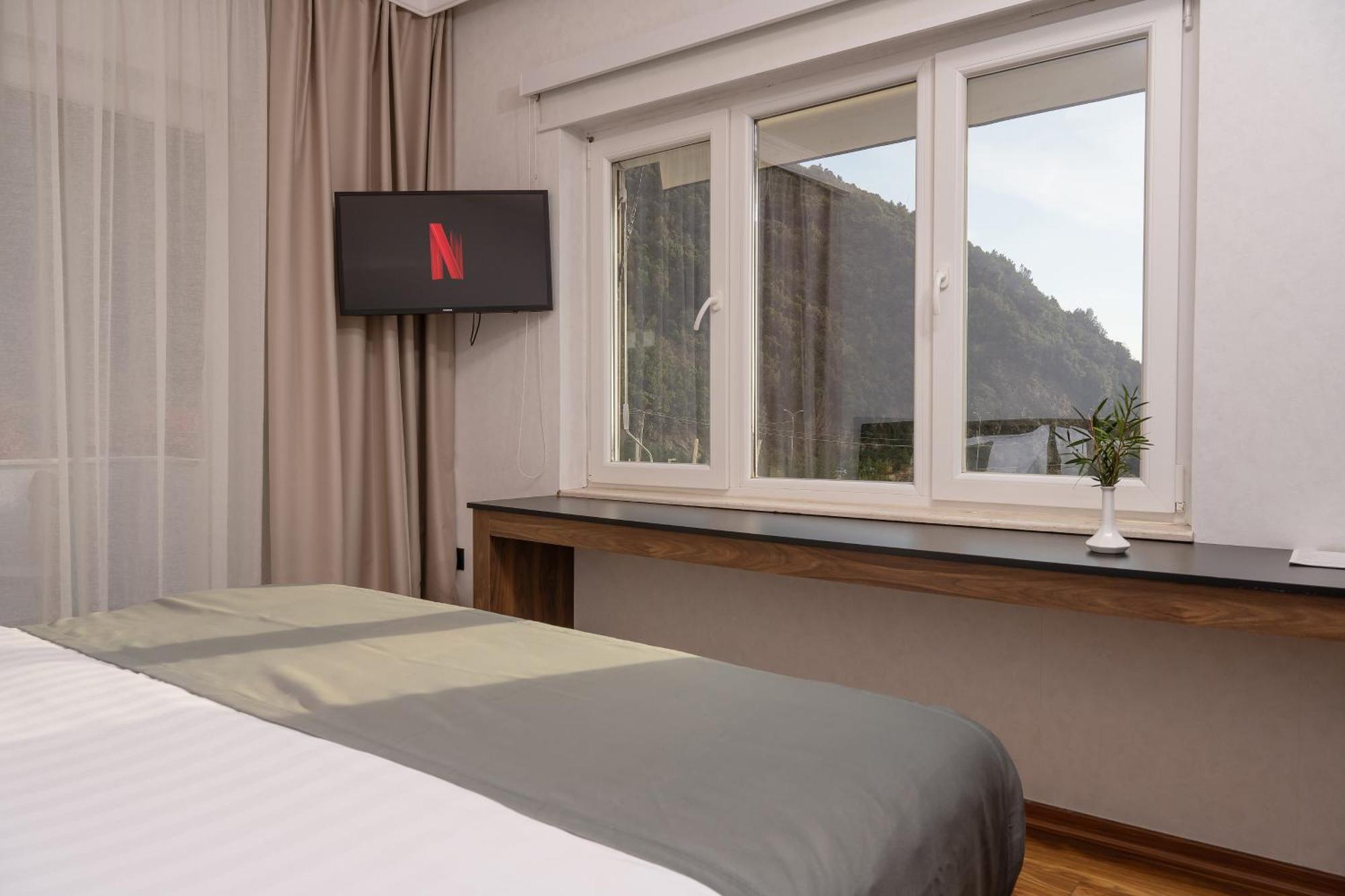 Select Hill Resort Linze Eksteriør billede