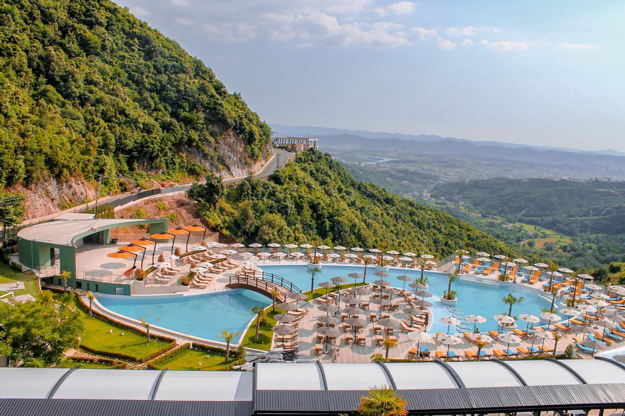 Select Hill Resort Linze Eksteriør billede